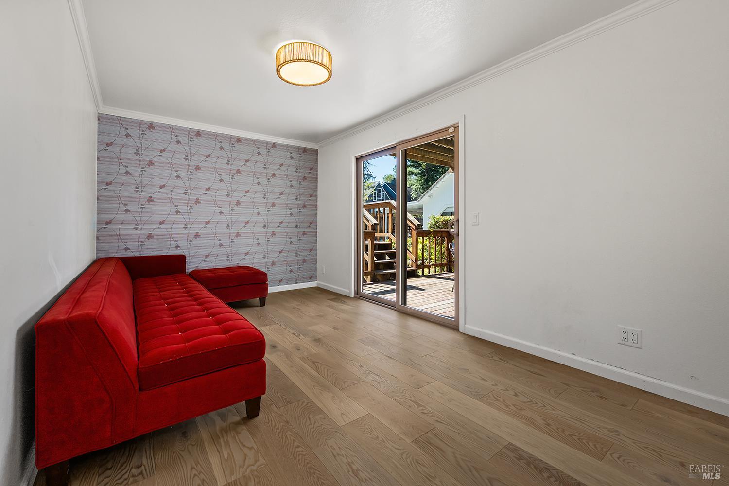 231 Zinfandel Road