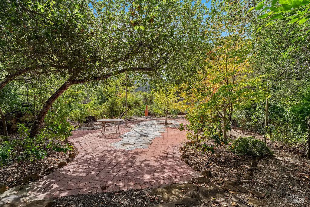 321 Dutch Henry Canyon Road
