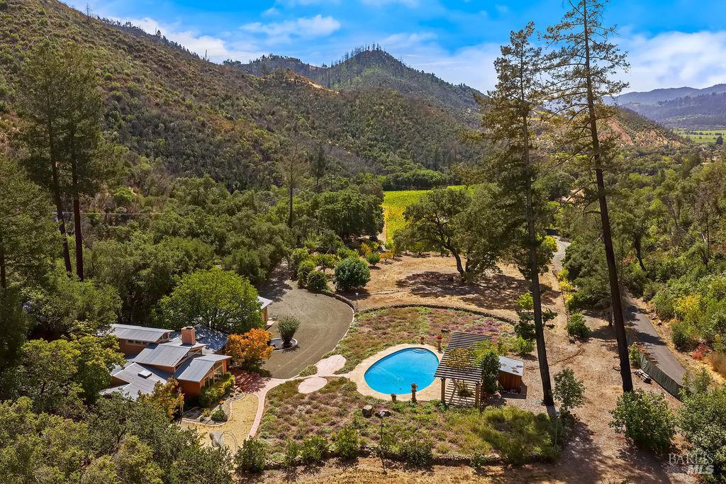 321 Dutch Henry Canyon Road