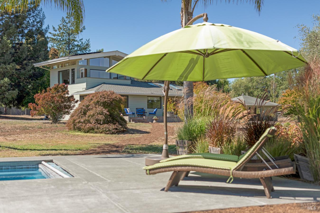 8622 Green Valley Road
