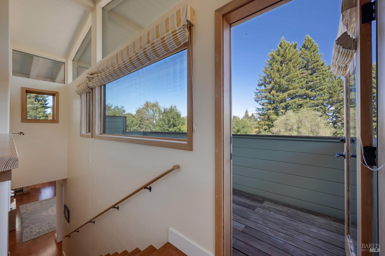 8622 Green Valley Road