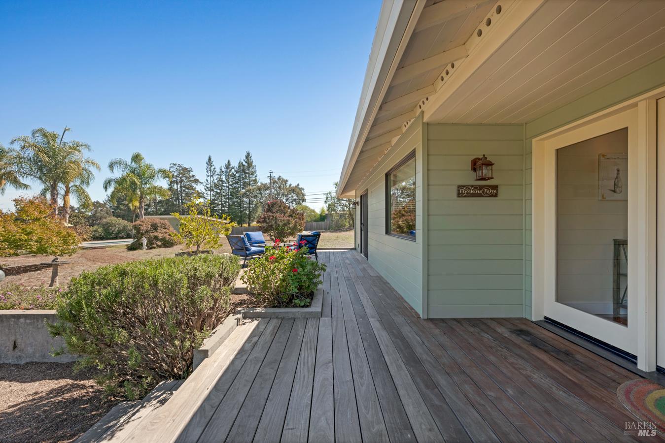 8622 Green Valley Road