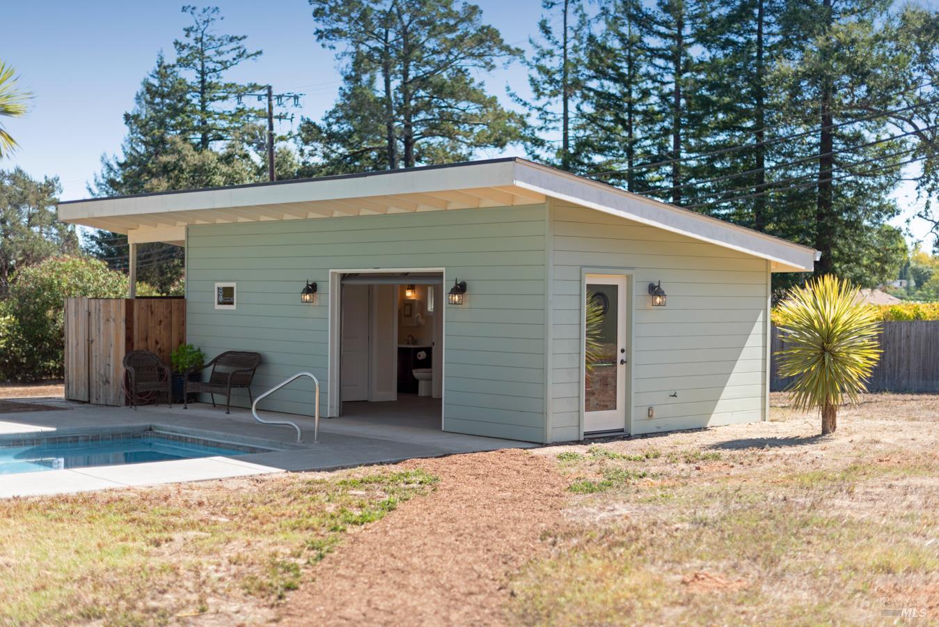 8622 Green Valley Road