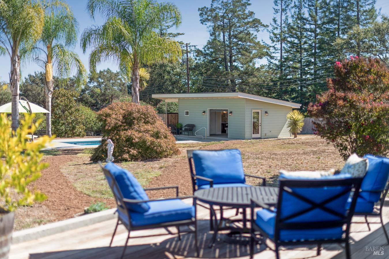 8622 Green Valley Road