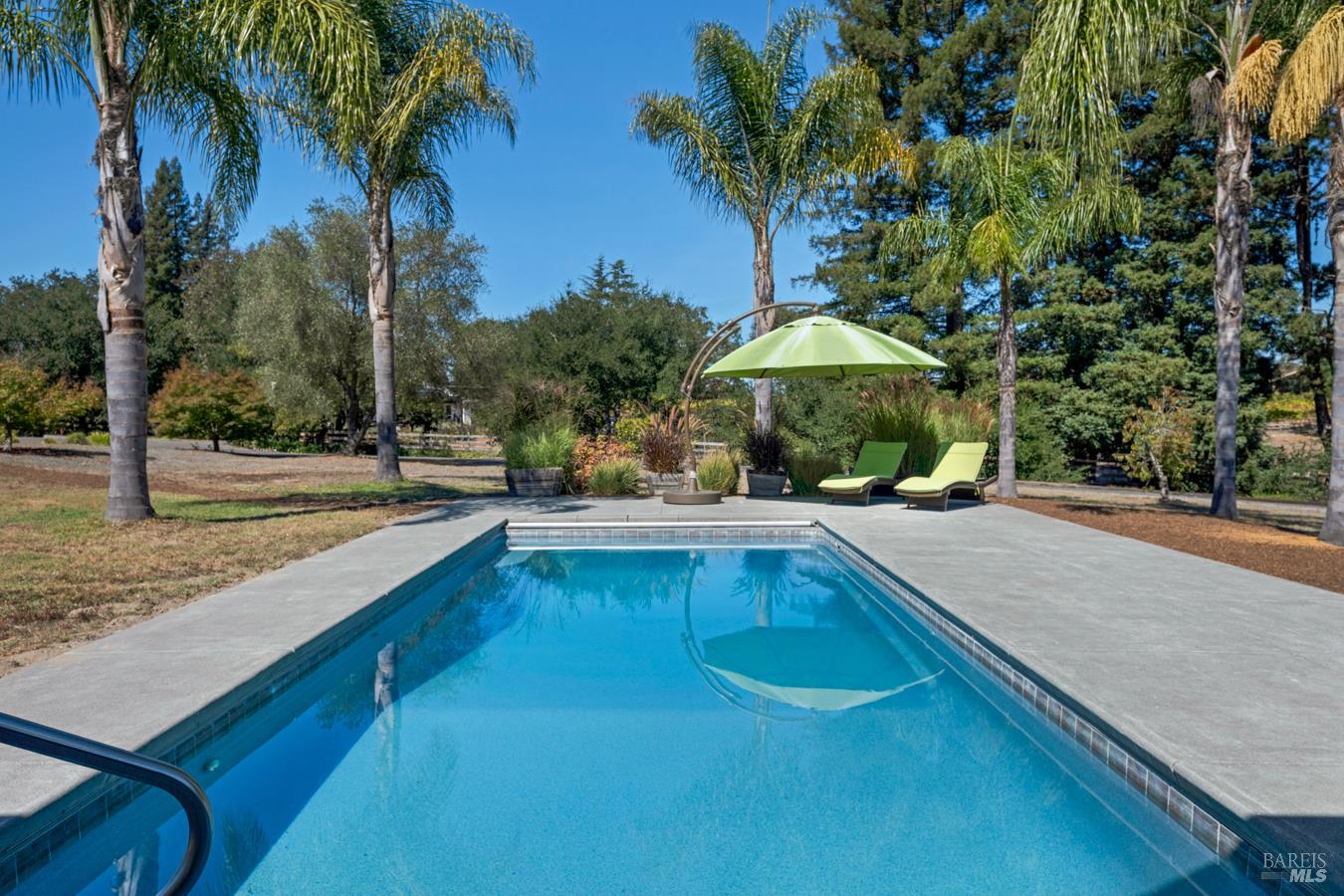 8622 Green Valley Road