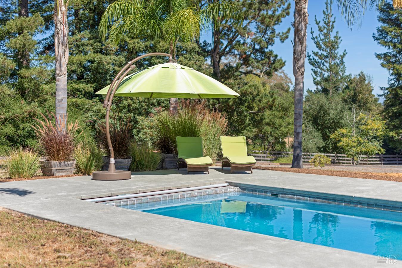 8622 Green Valley Road