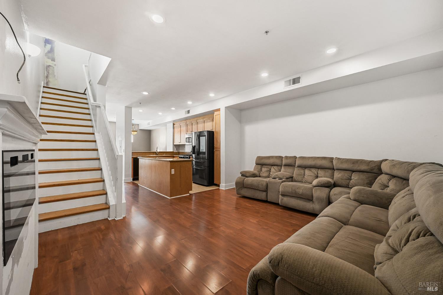 204 City Center Drive