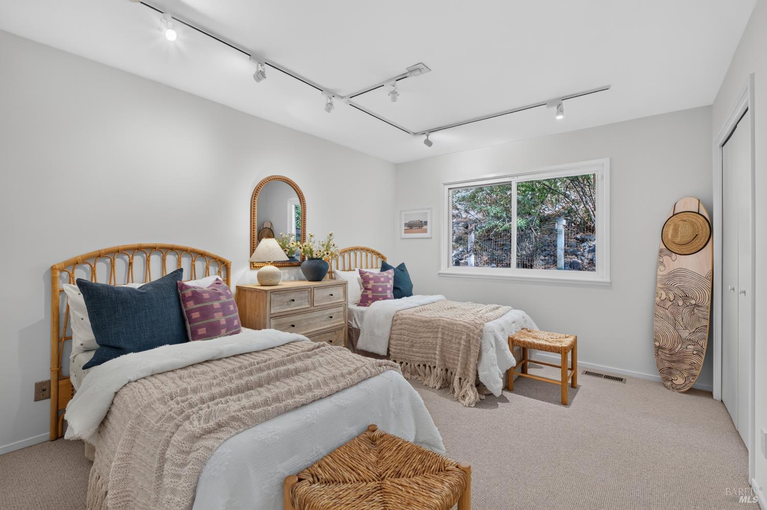 25 Elm Avenue