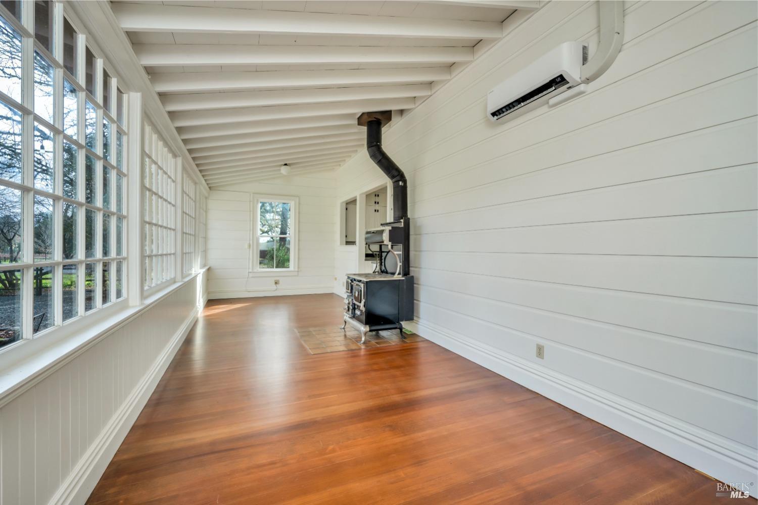 1105 Bale Lane