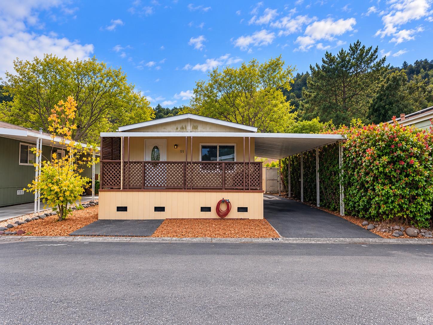55 Yosemite Road