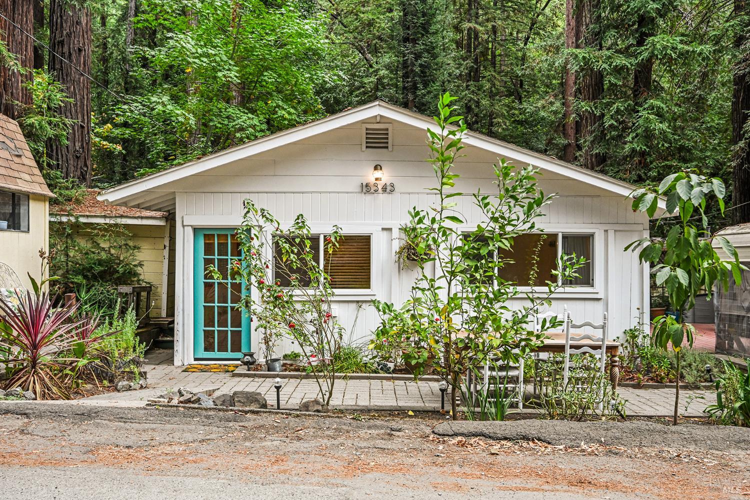 15343 Willow Road