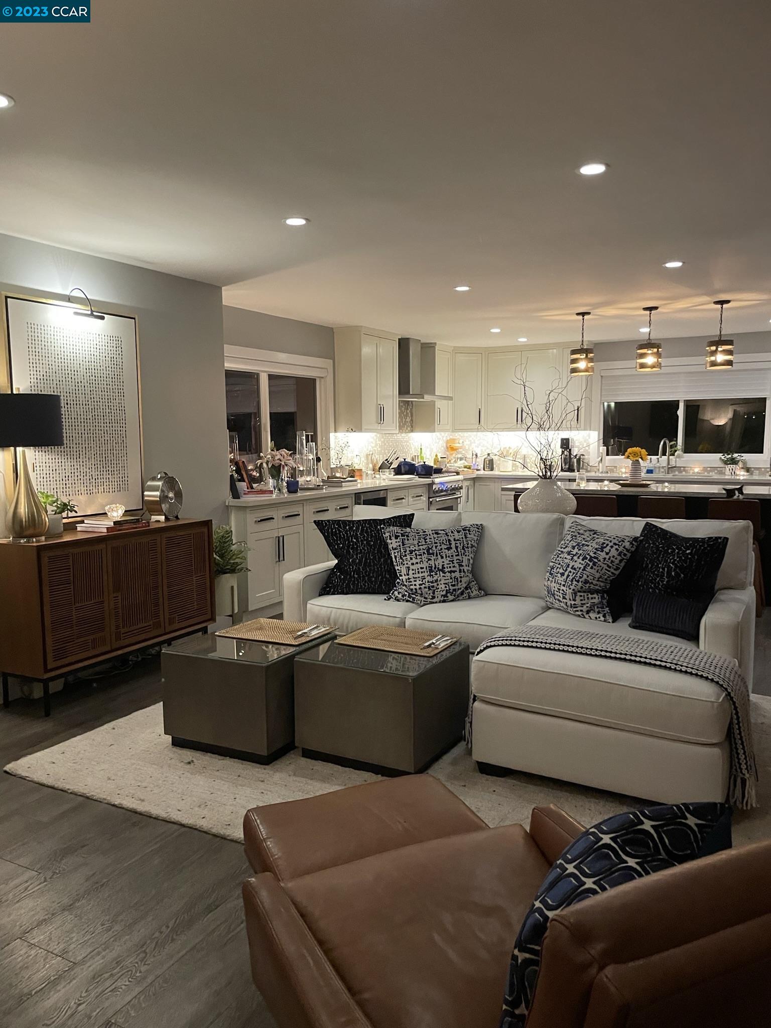 3616 Chestnut St. Unit: #4