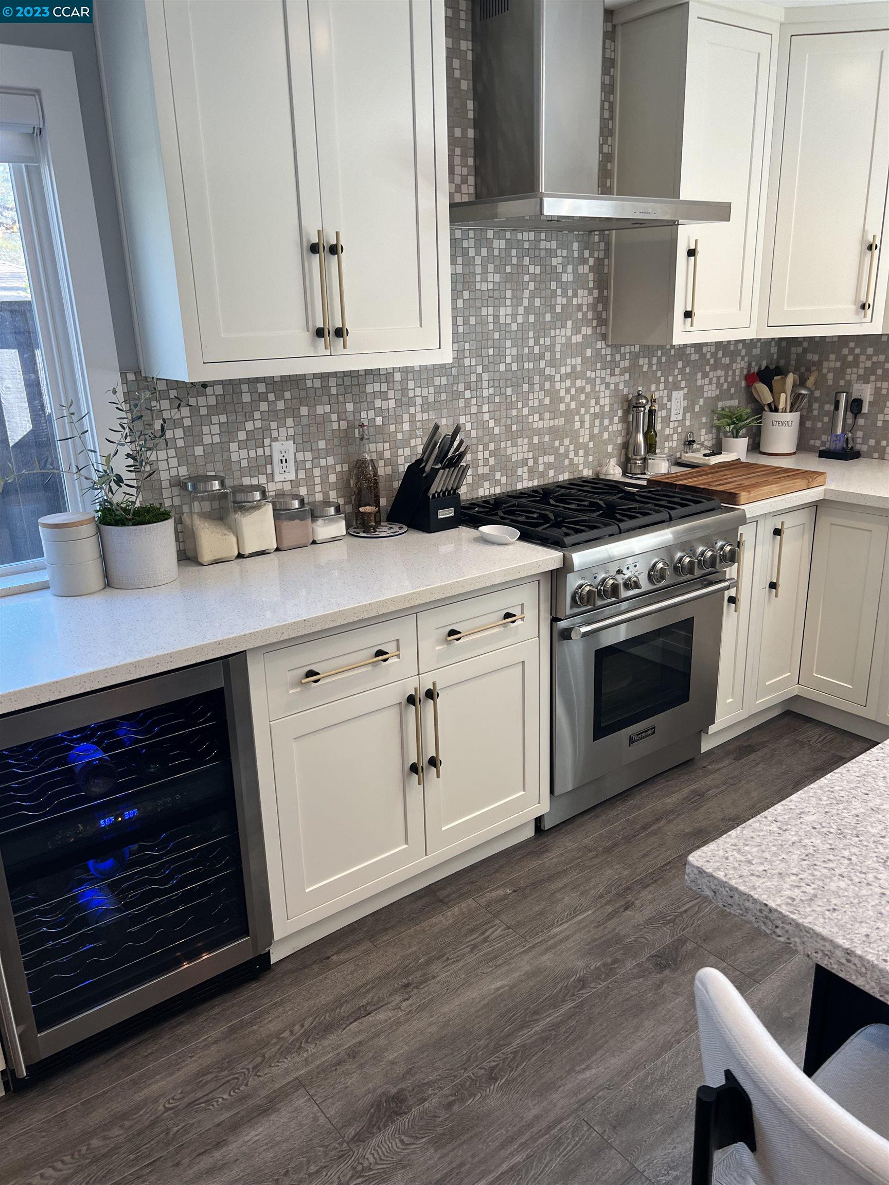 3616 Chestnut St. Unit: #4