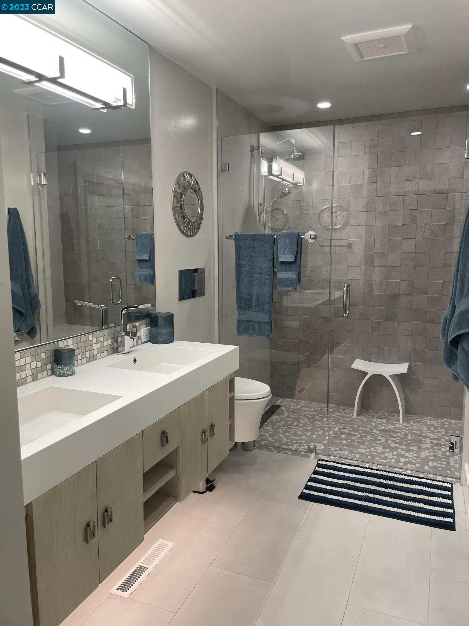 3616 Chestnut St. Unit: #4
