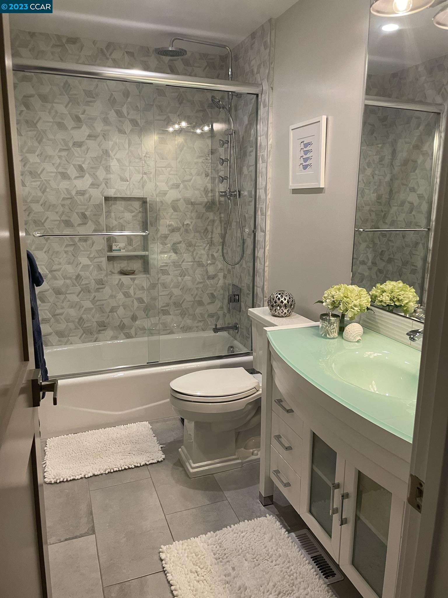 3616 Chestnut St. Unit: #4