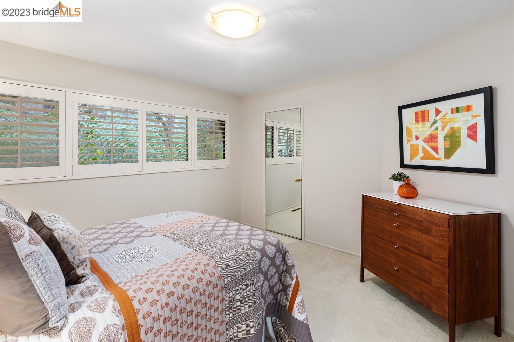 20 Ascot Place