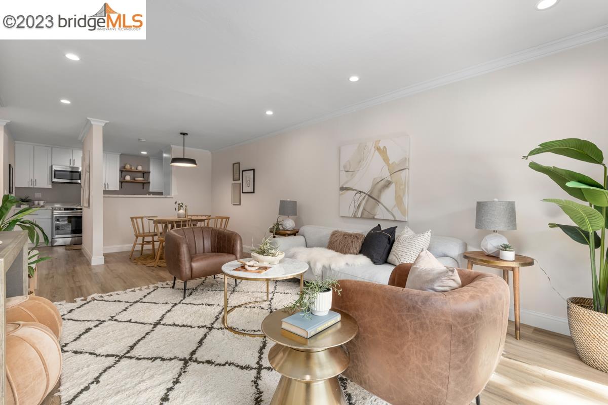 407 Orange St Unit: 201