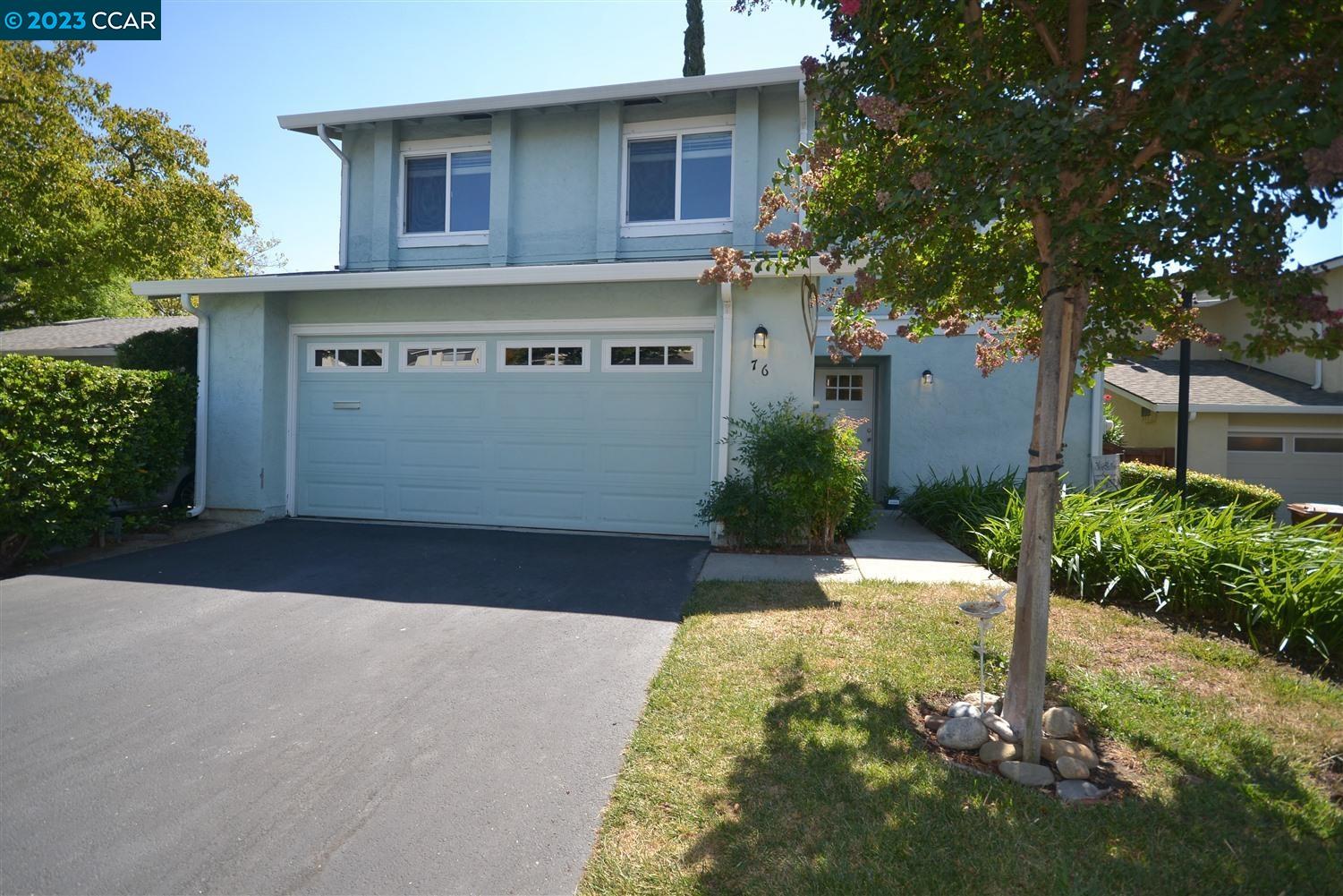 76 Fountainhead Ct