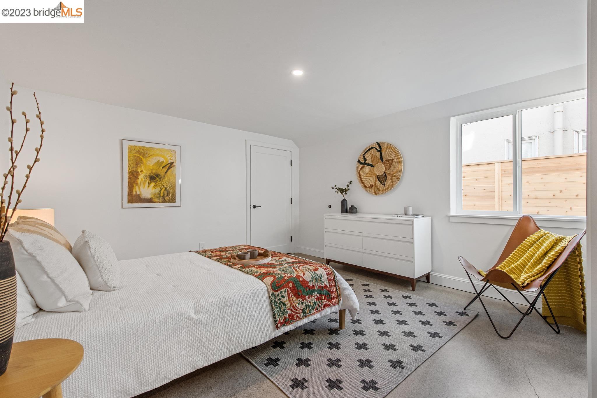 1173 Hearst