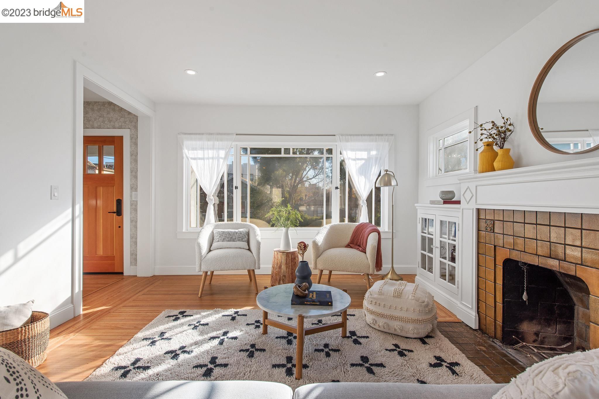 1173 Hearst