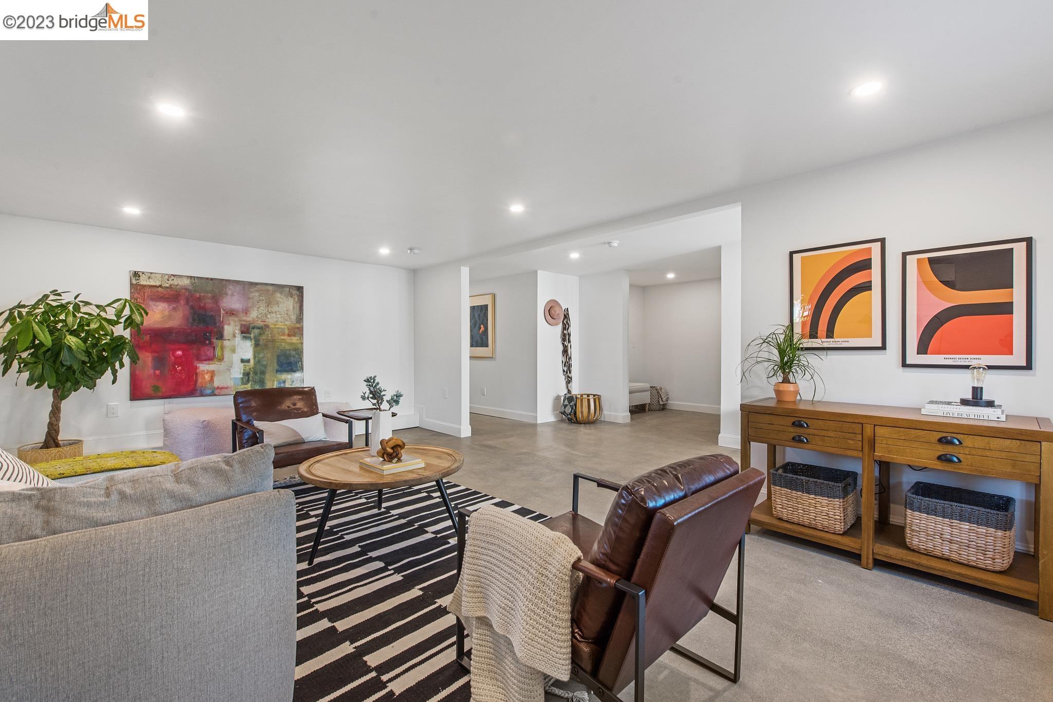 1173 Hearst