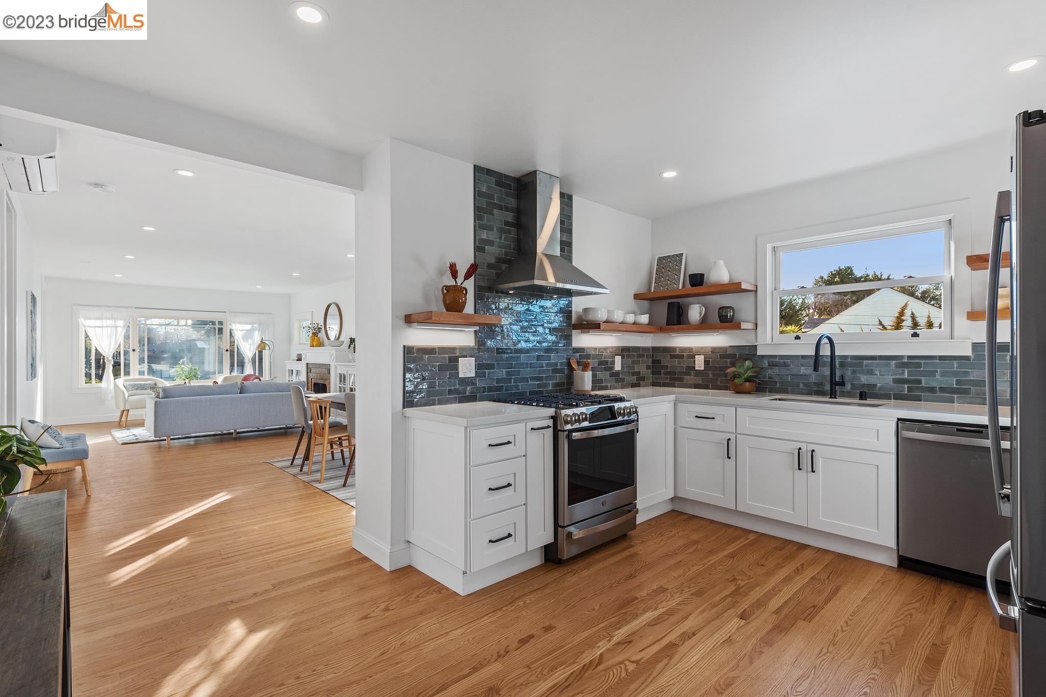 1173 Hearst