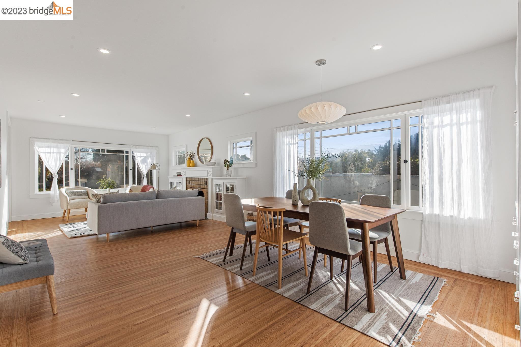 1173 Hearst