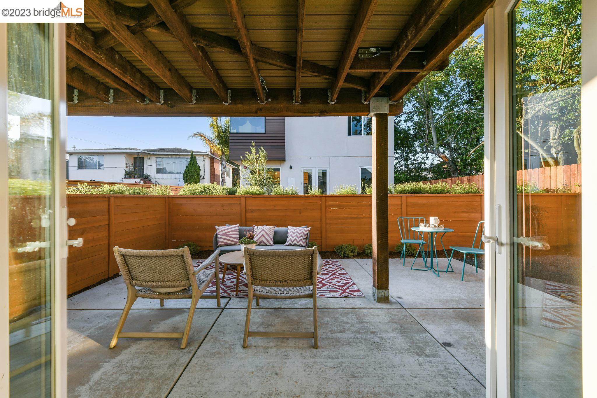 1173 Hearst