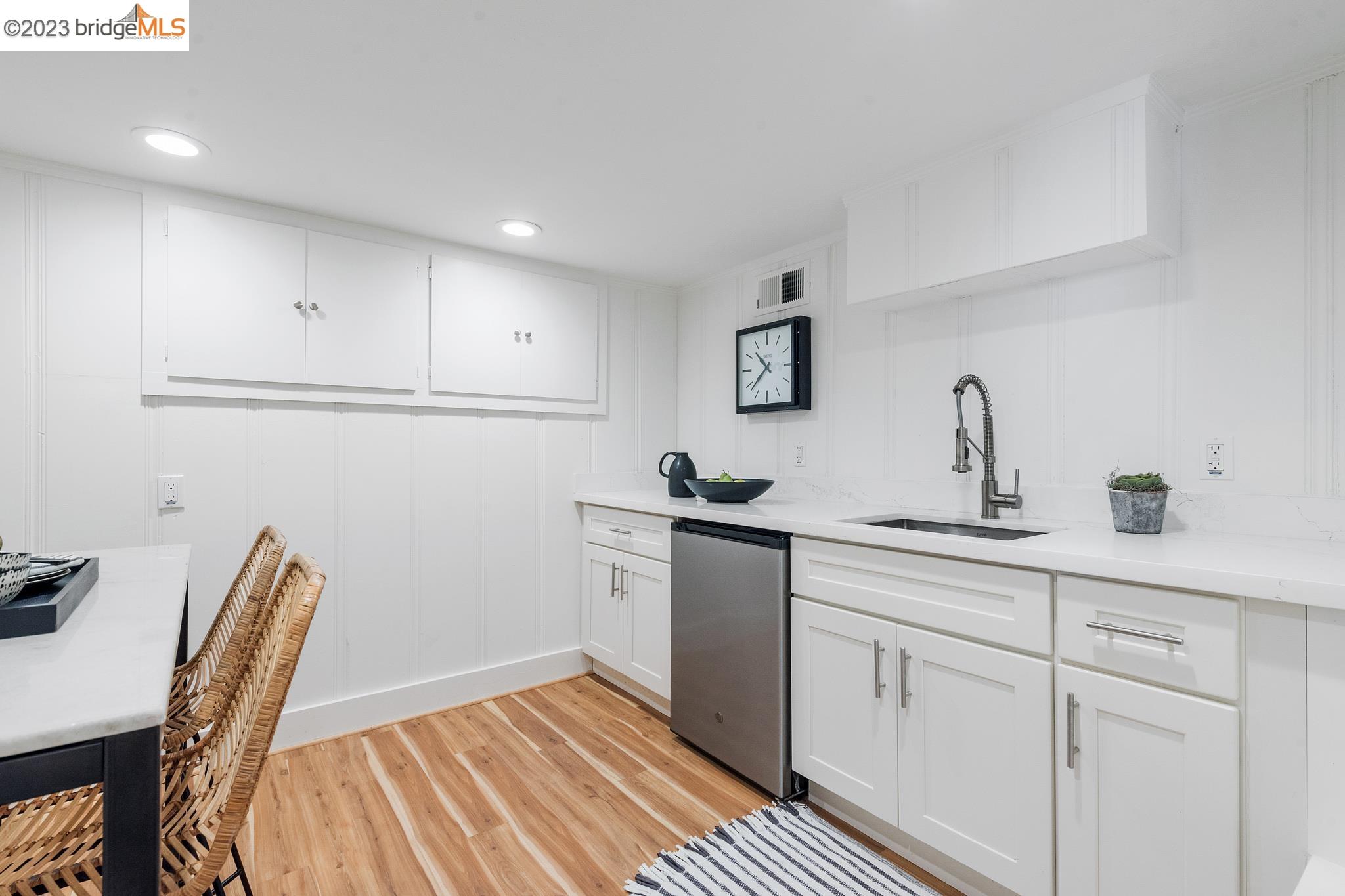 3964 Fruitvale Ave