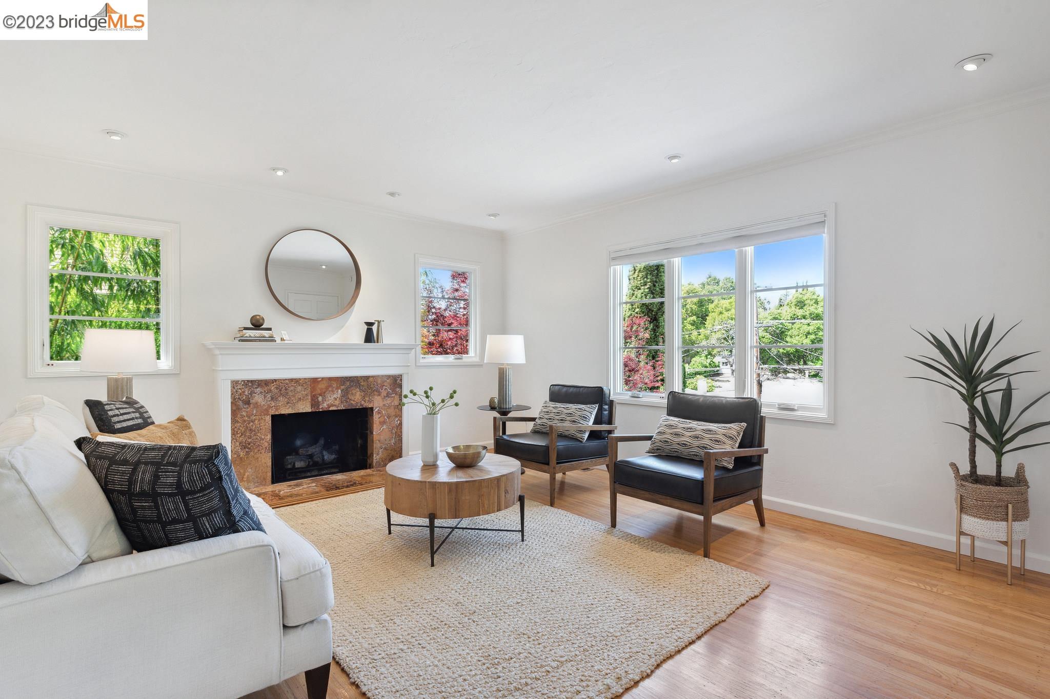 3964 Fruitvale Ave