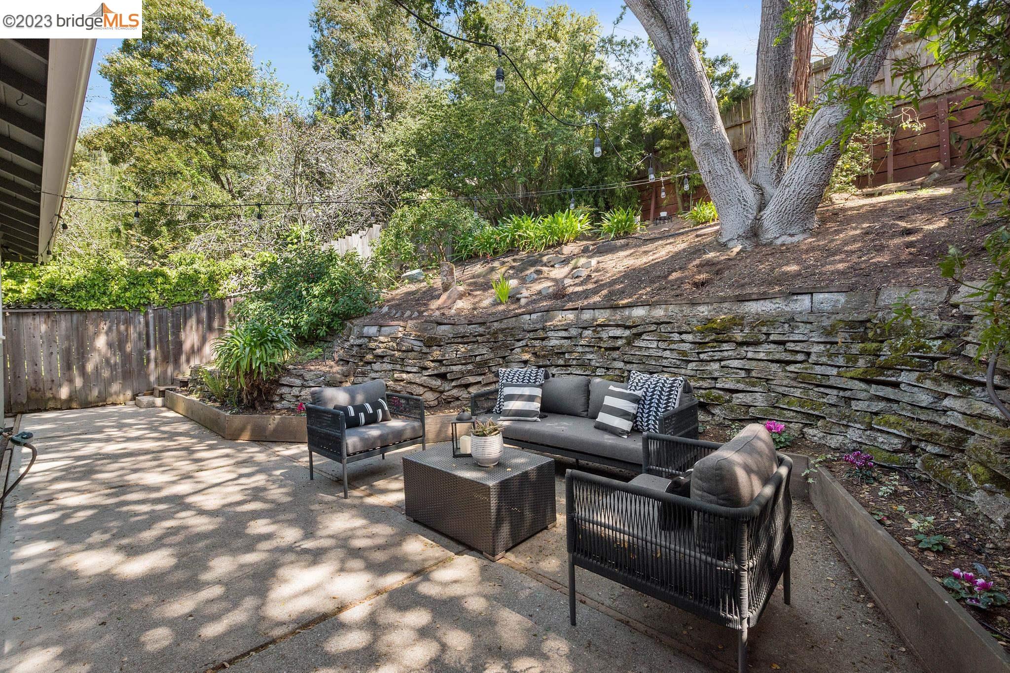 3964 Fruitvale Ave