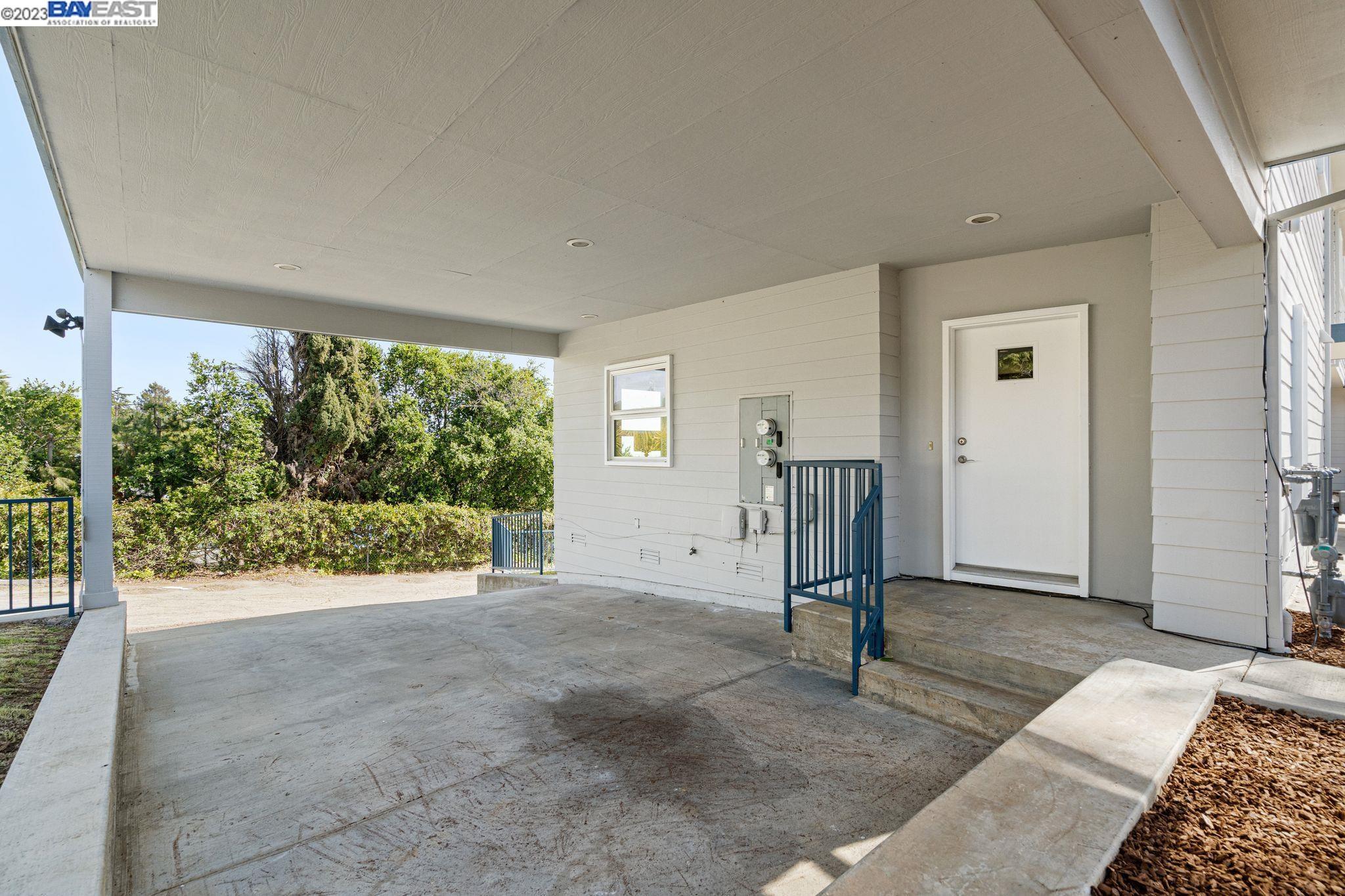 4172 Midvale Ave