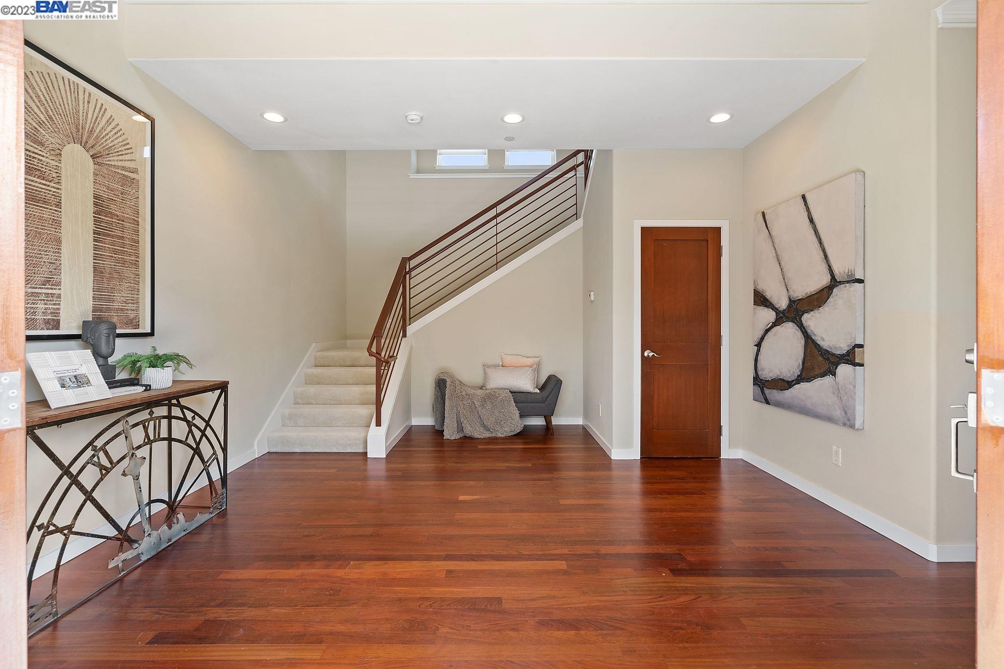 4172 Midvale Ave
