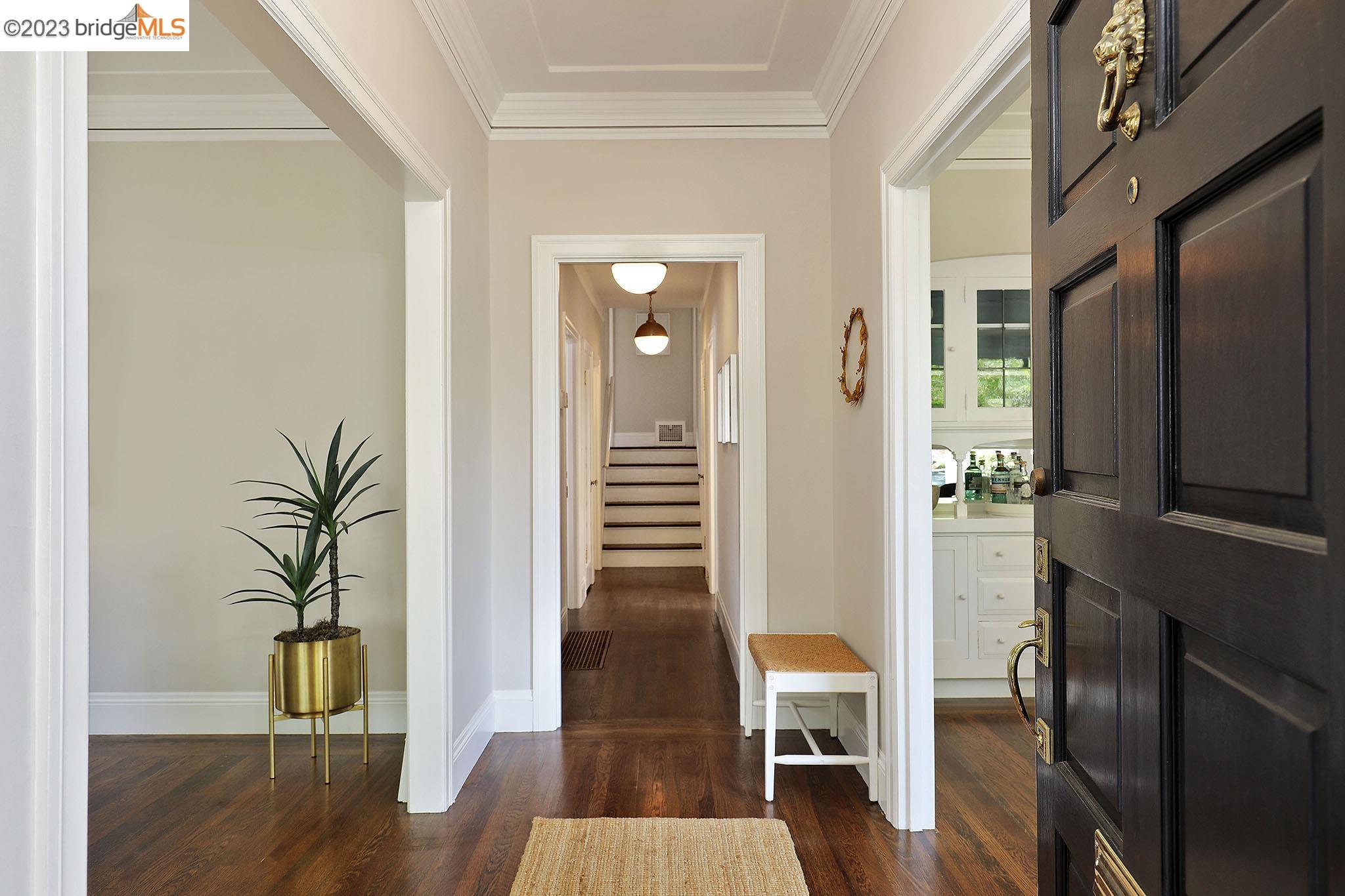 208 Highland Ave