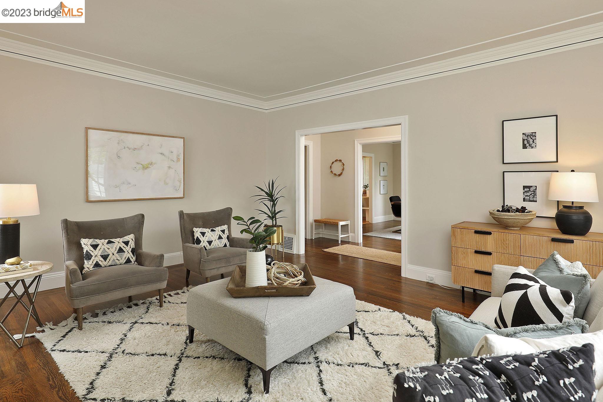208 Highland Ave