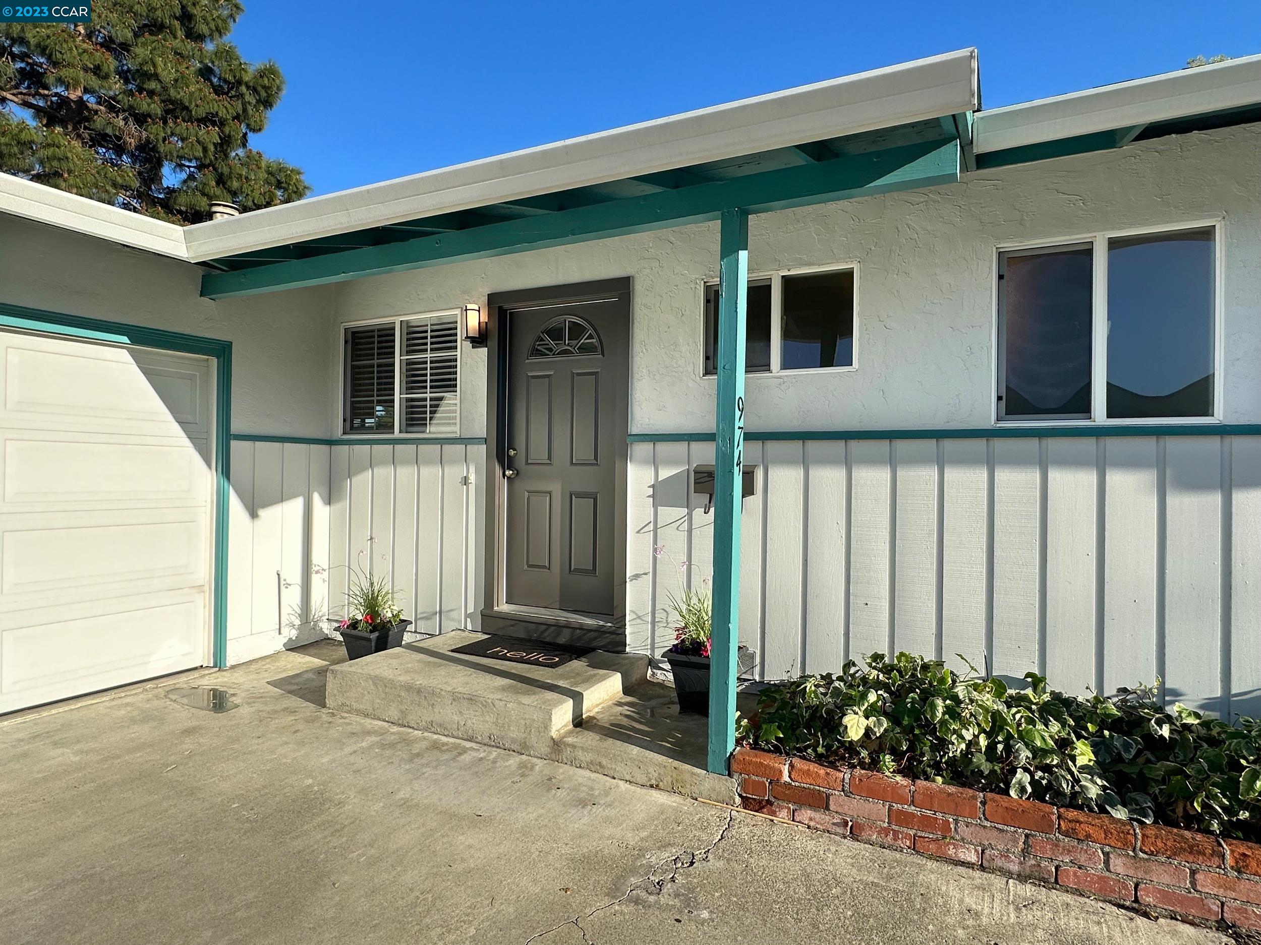 974 Argenta Drive