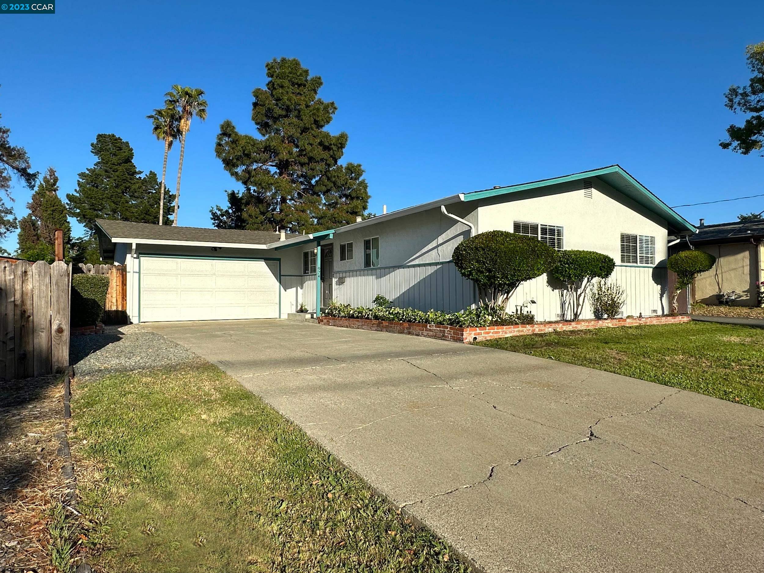 974 Argenta Drive