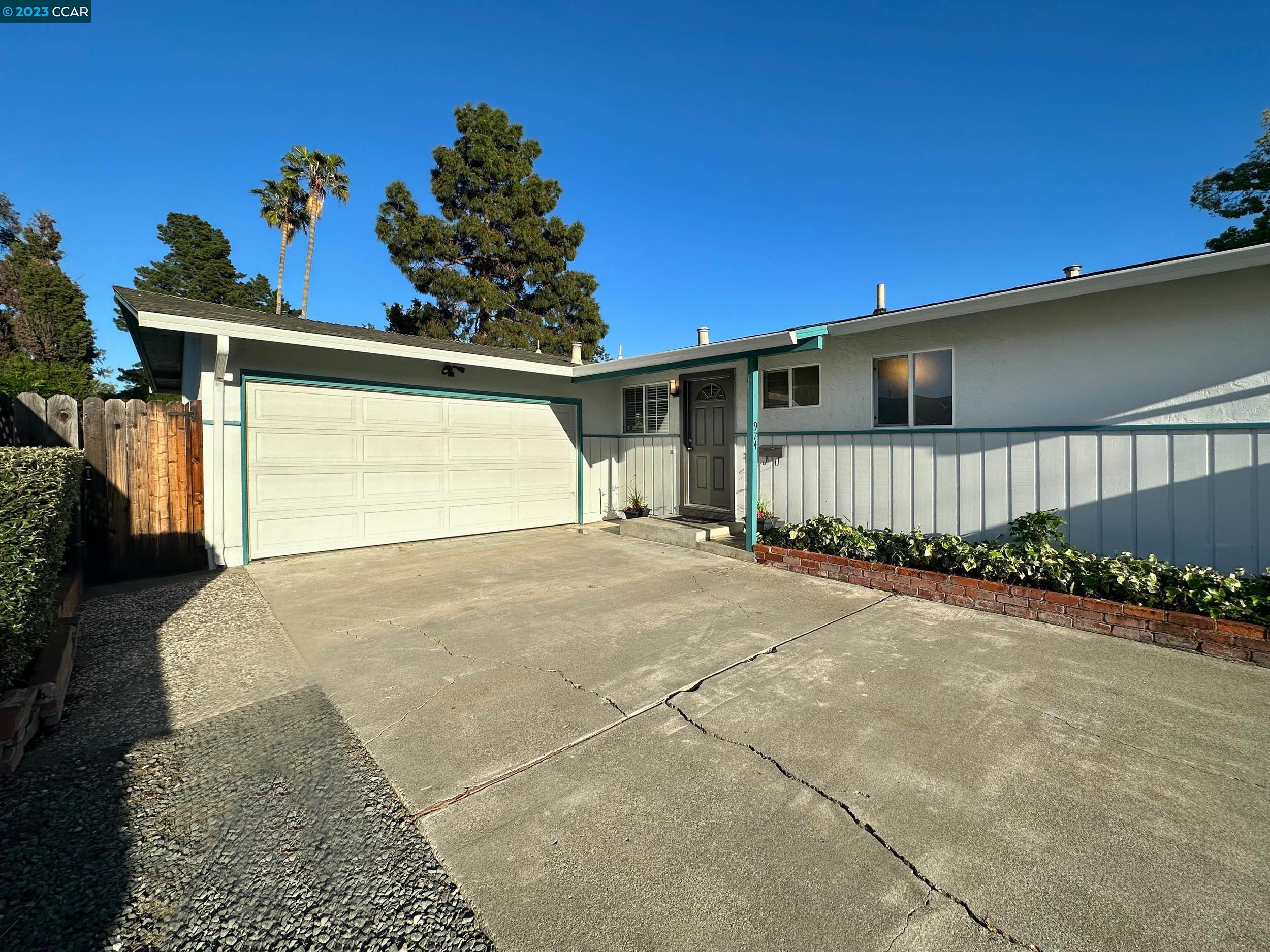 974 Argenta Drive