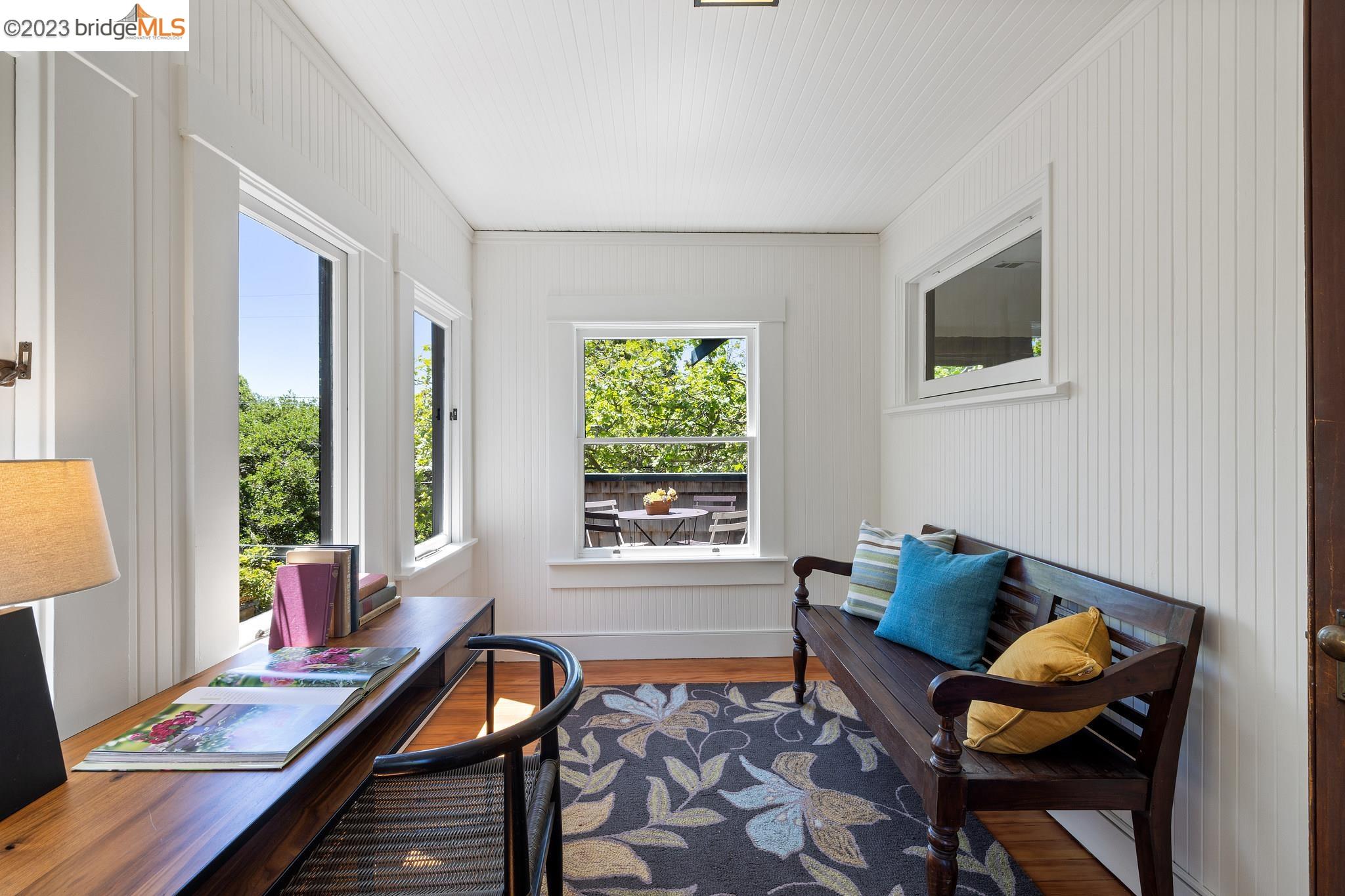 2827 Piedmont Ave
