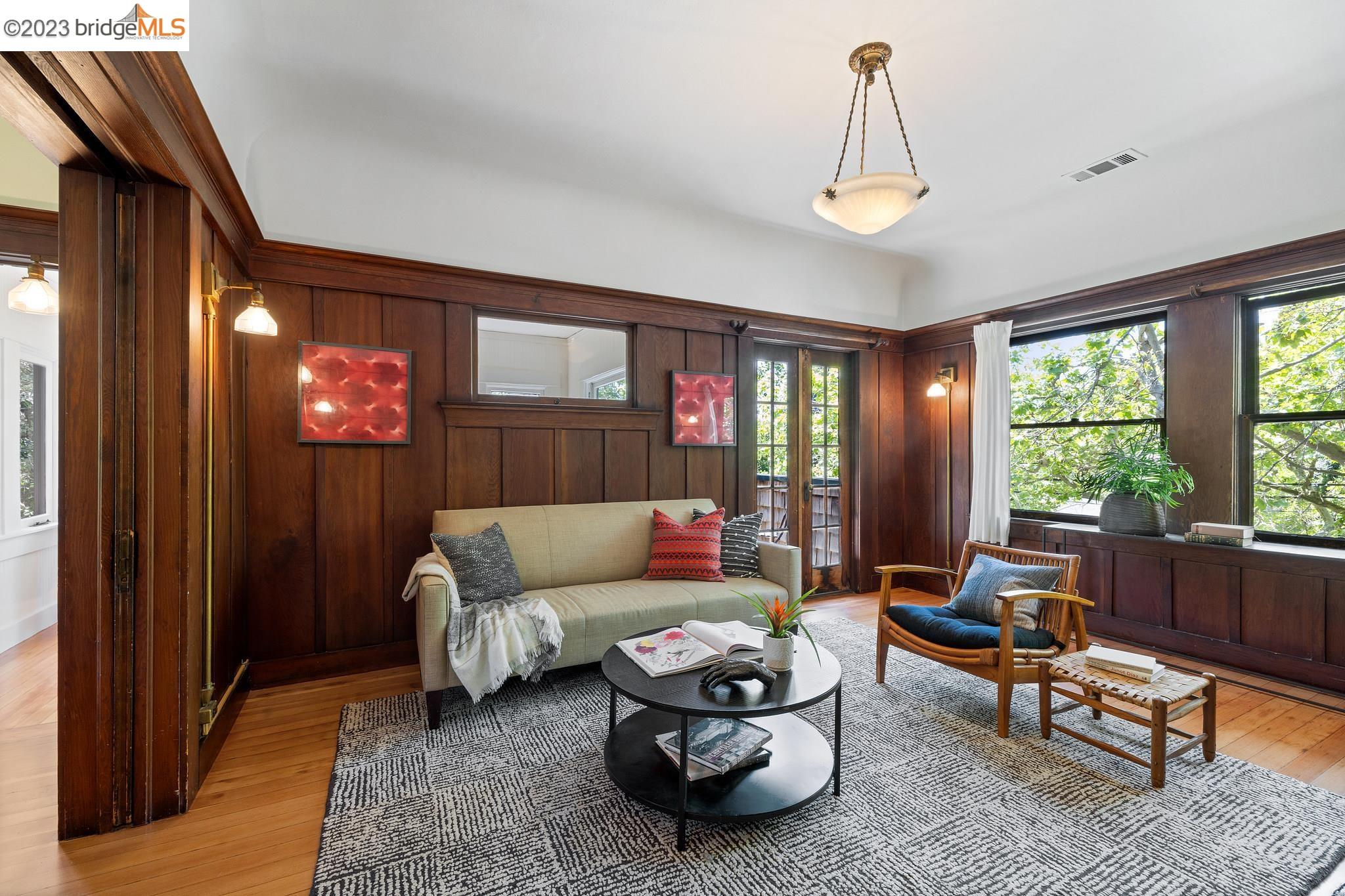 2827 Piedmont Ave