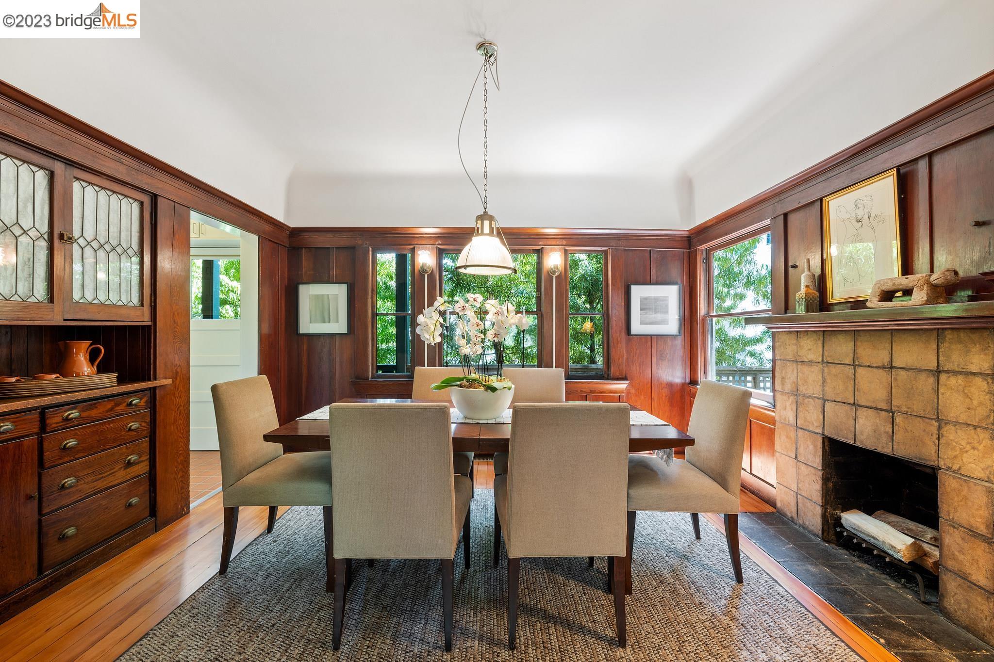 2827 Piedmont Ave