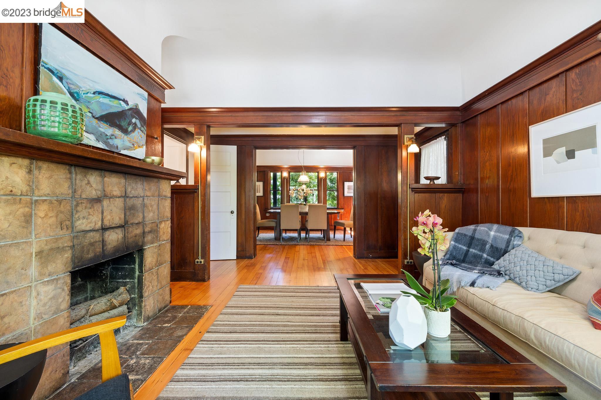 2827 Piedmont Ave