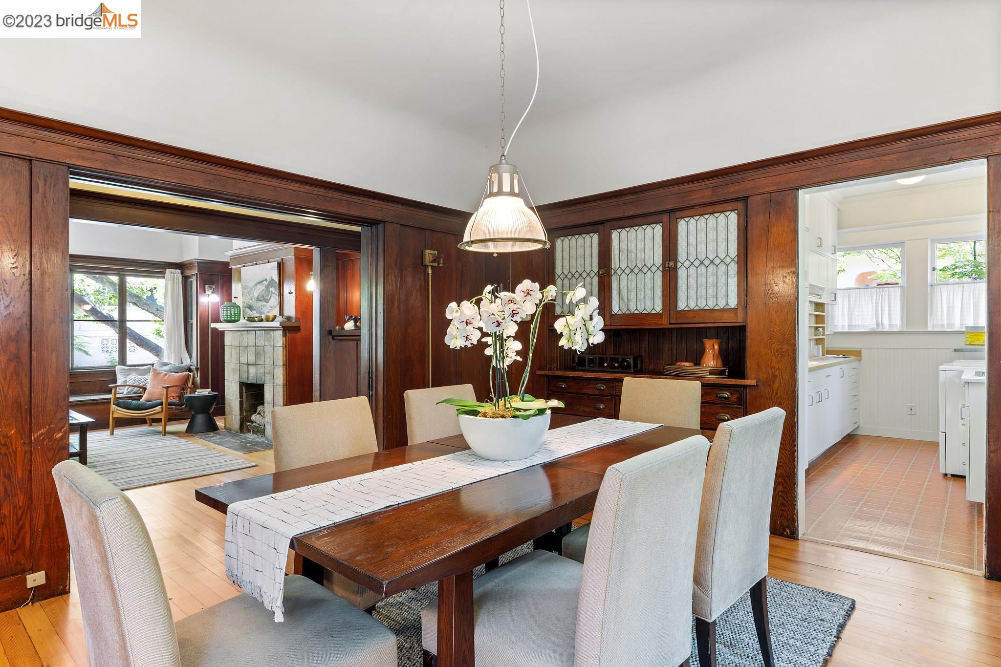 2827 Piedmont Ave