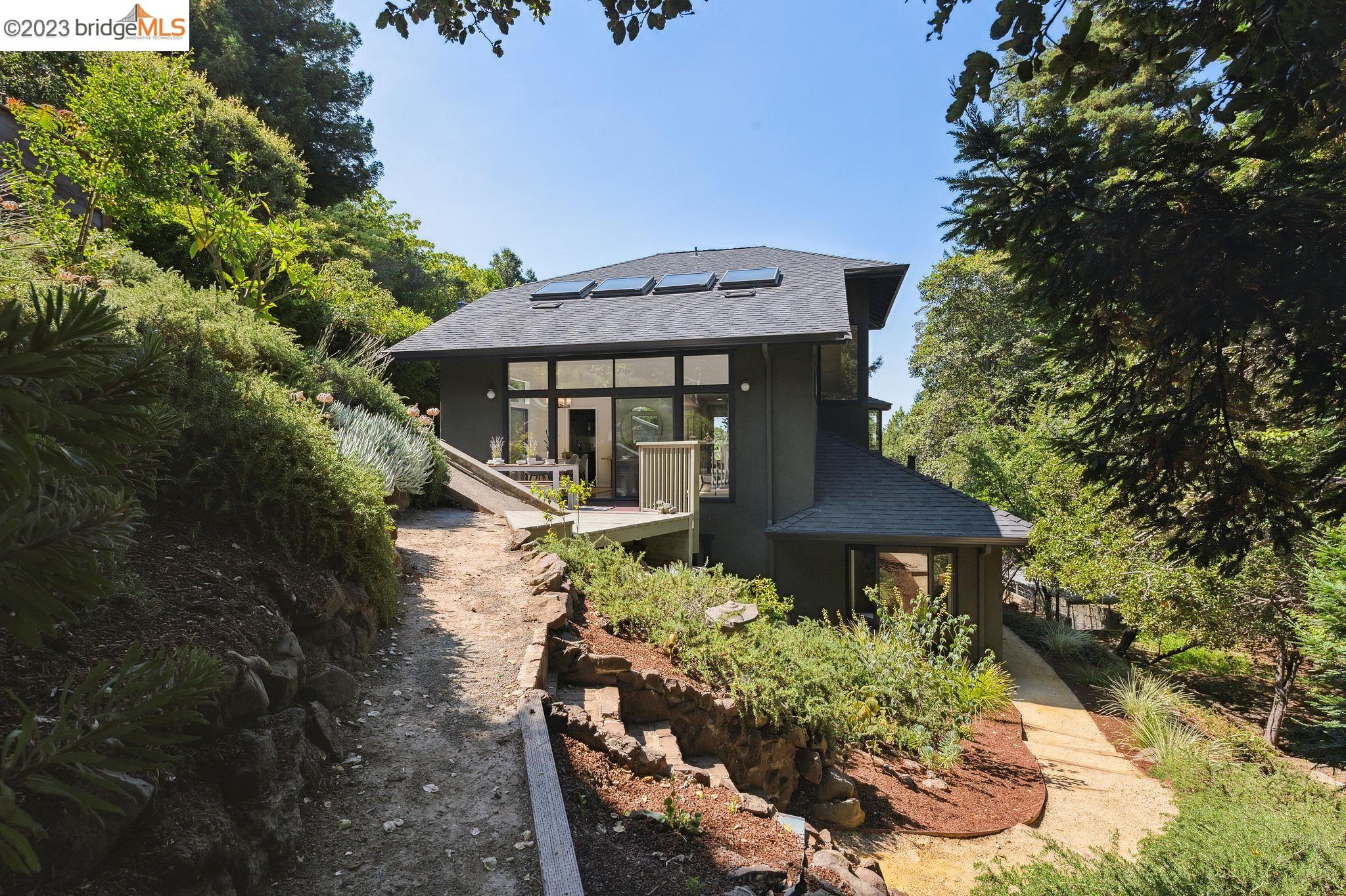 134 Vicente Rd