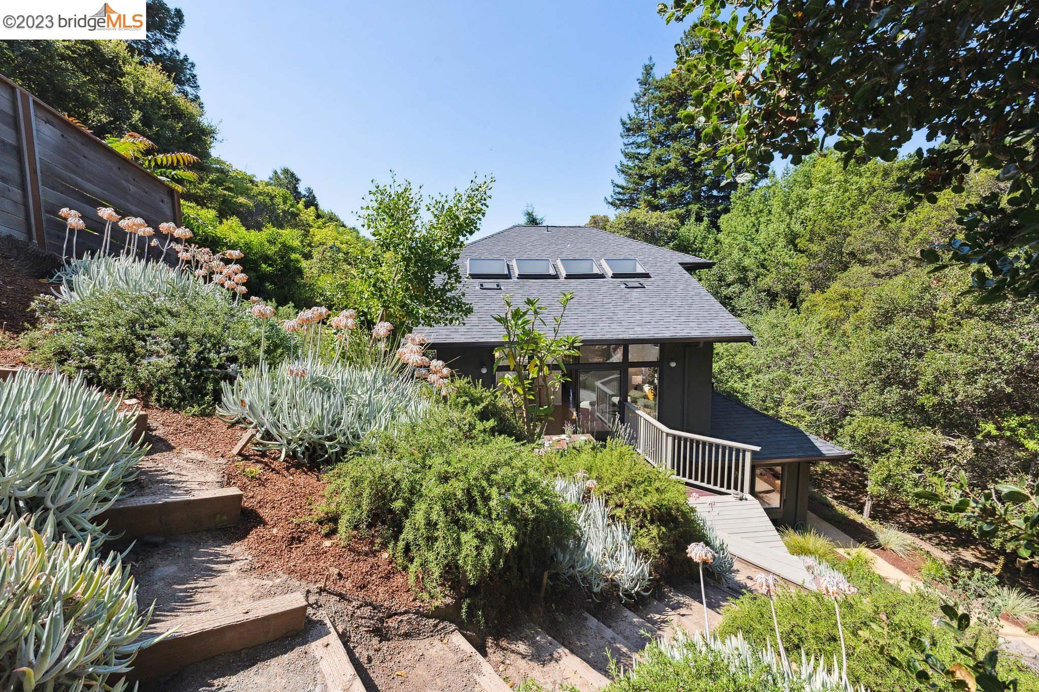 134 Vicente Rd