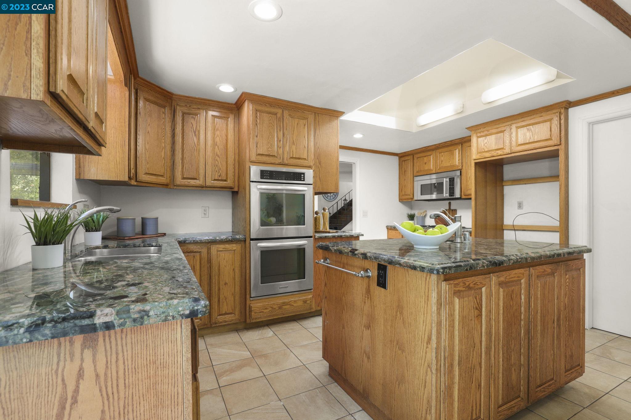 442 Minton Ct