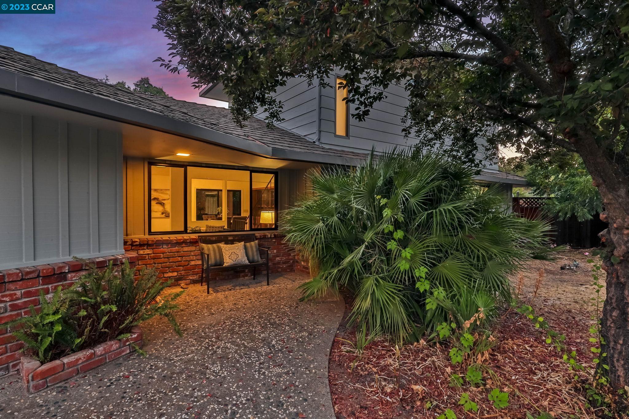 442 Minton Ct