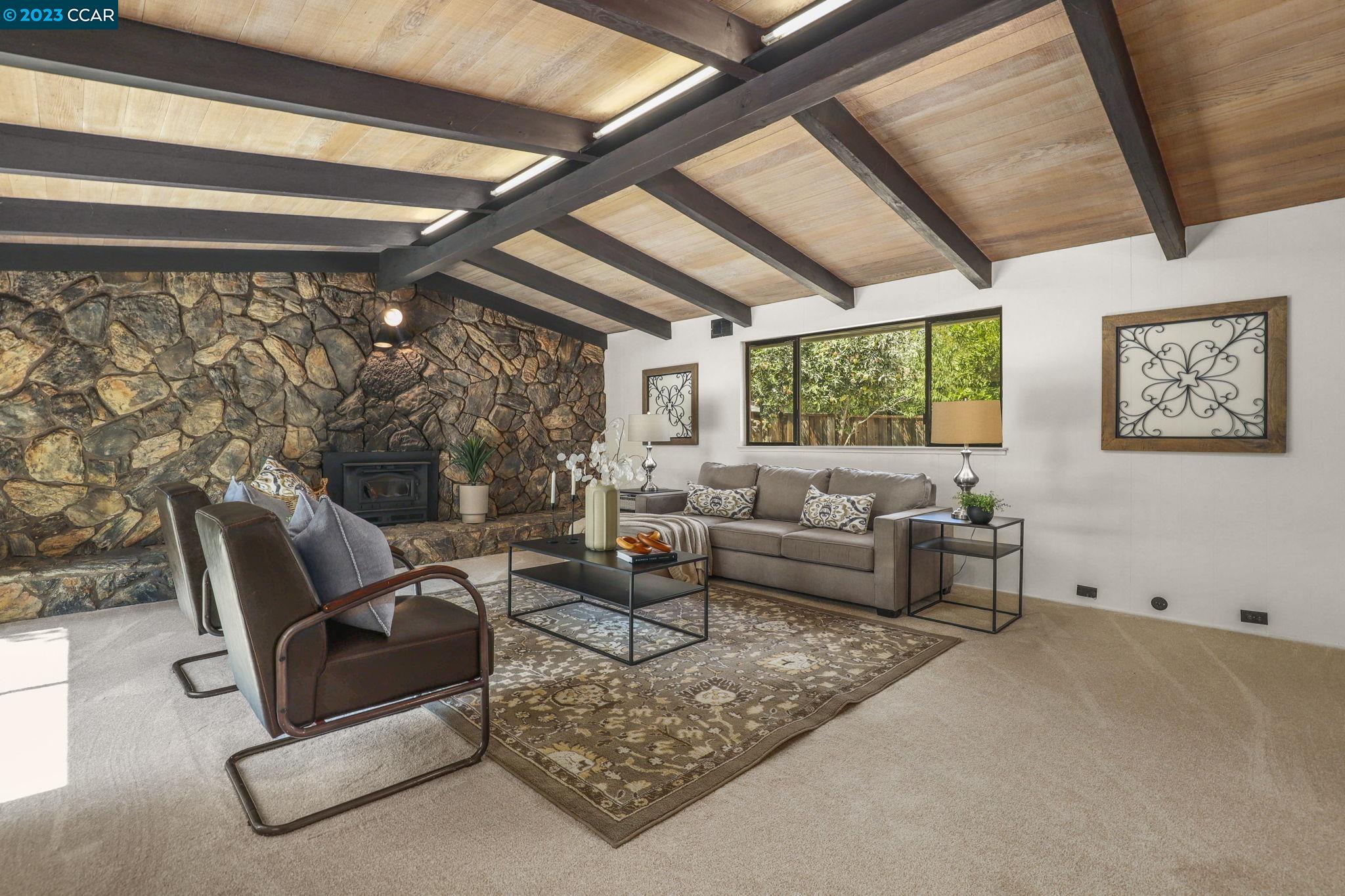 442 Minton Ct