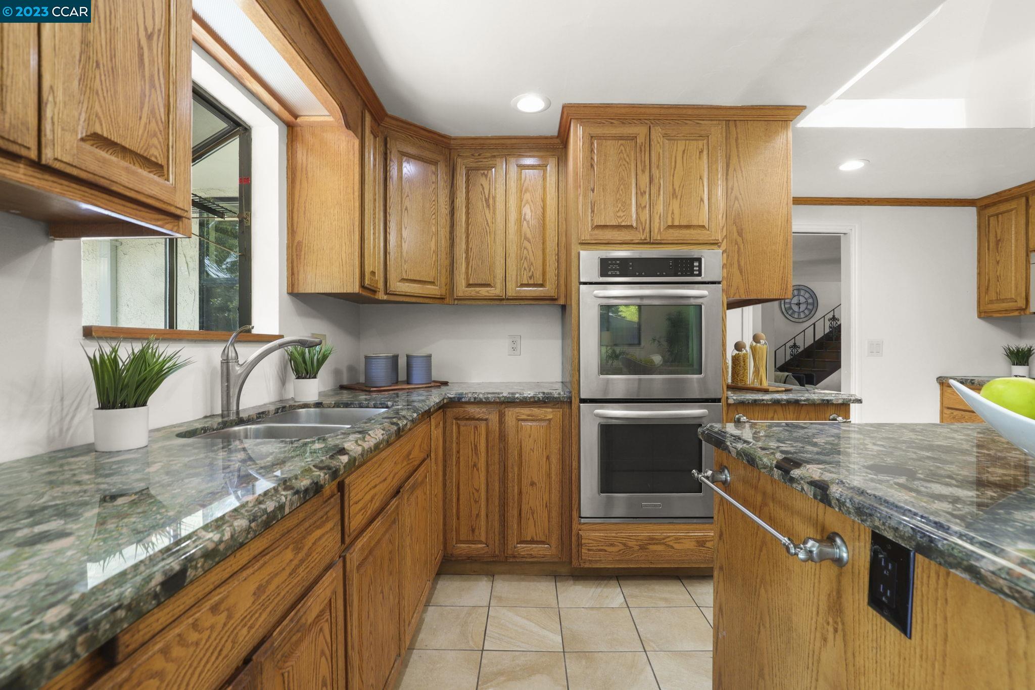 442 Minton Ct