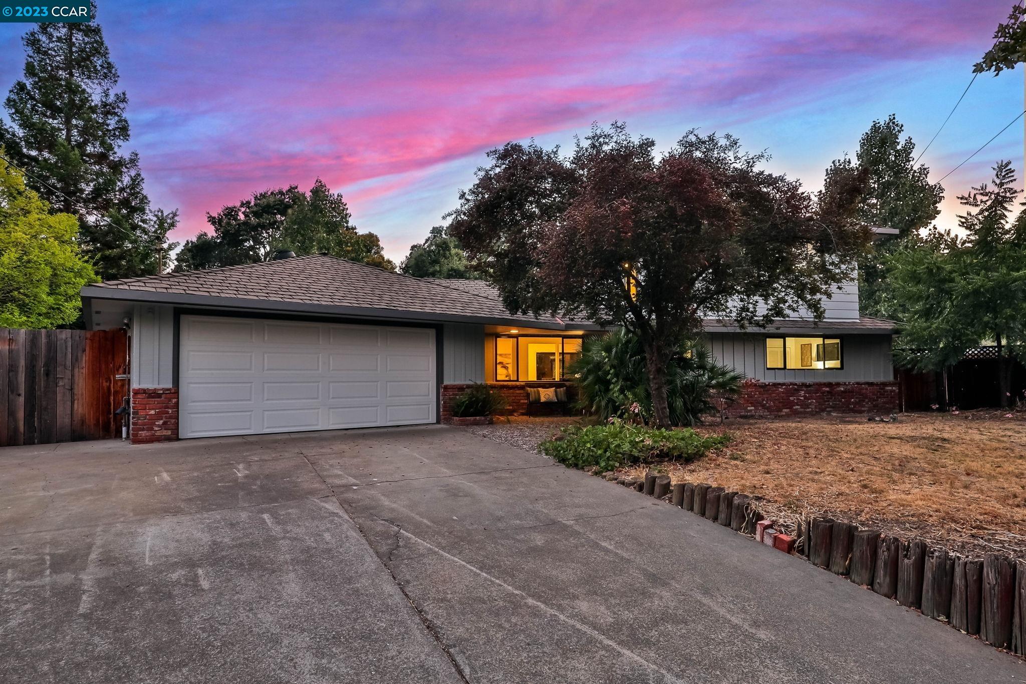 442 Minton Ct
